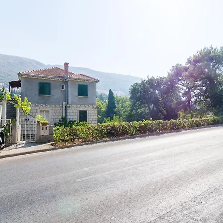 Tenega Апартаменты *