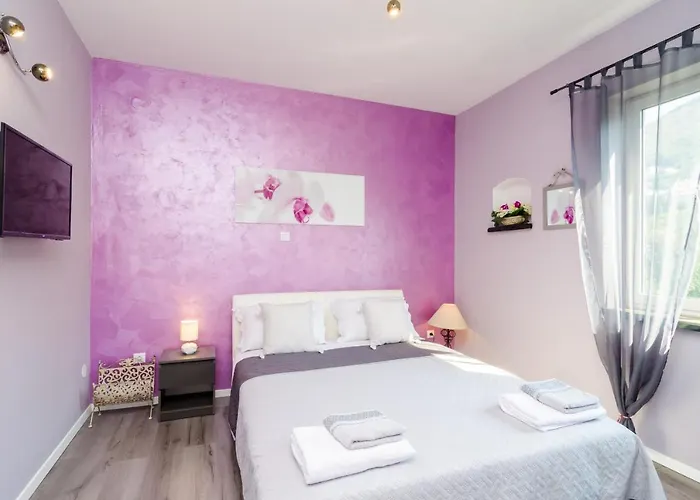 Tenega Appartement *